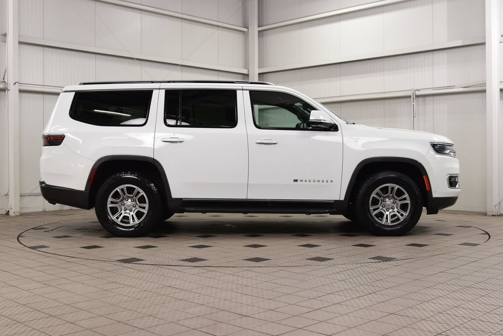 Used 2022 Jeep Wagoneer Series I w/ Convenience Group I AWD/4WD image 9