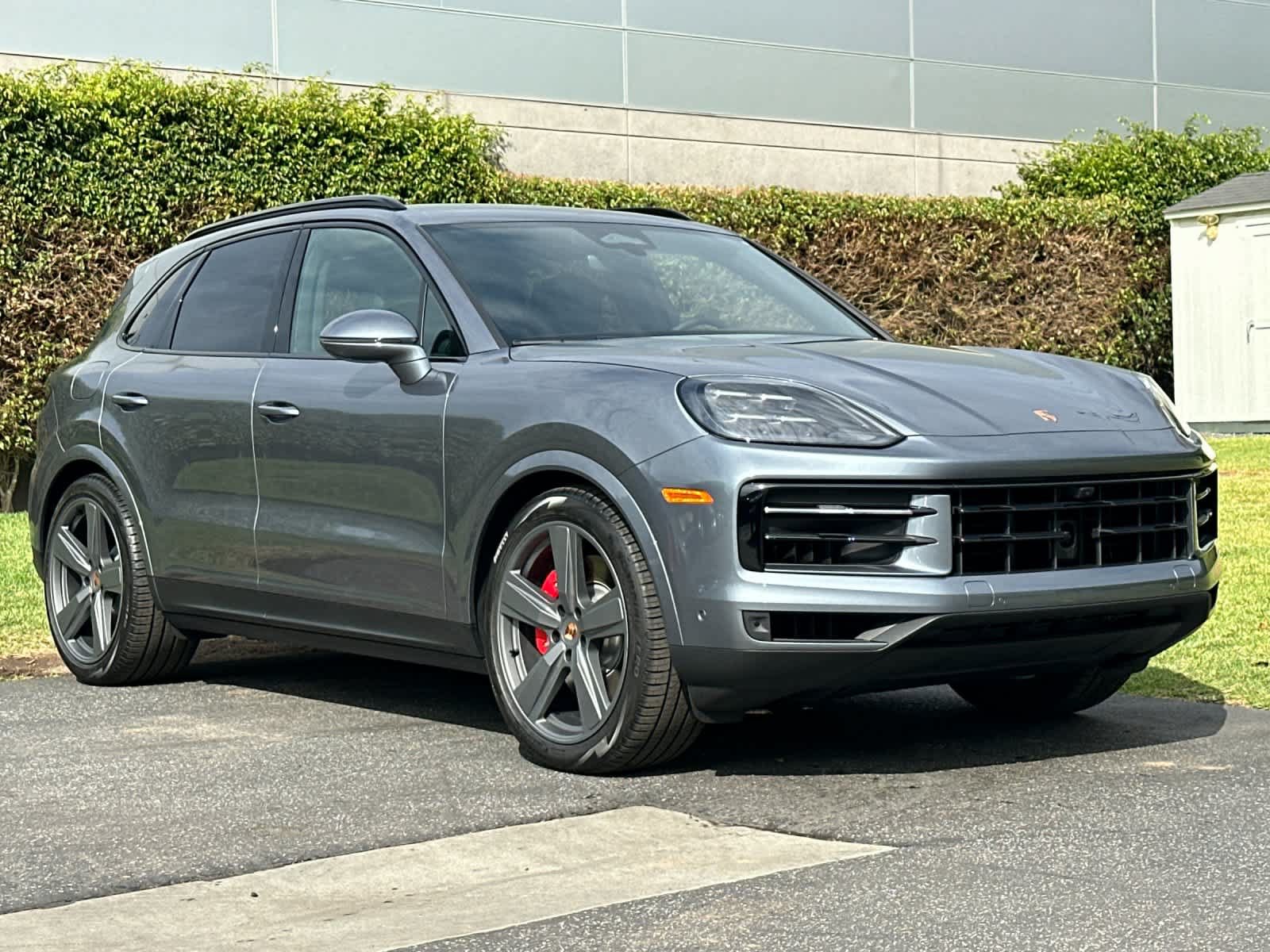 New 2026 Porsche Cayenne S AWD/4WD image 10