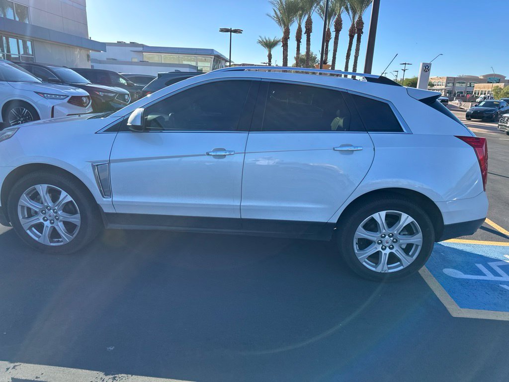 Used 2015 Cadillac SRX Premium w/ Driver Assist Package FWD image 7