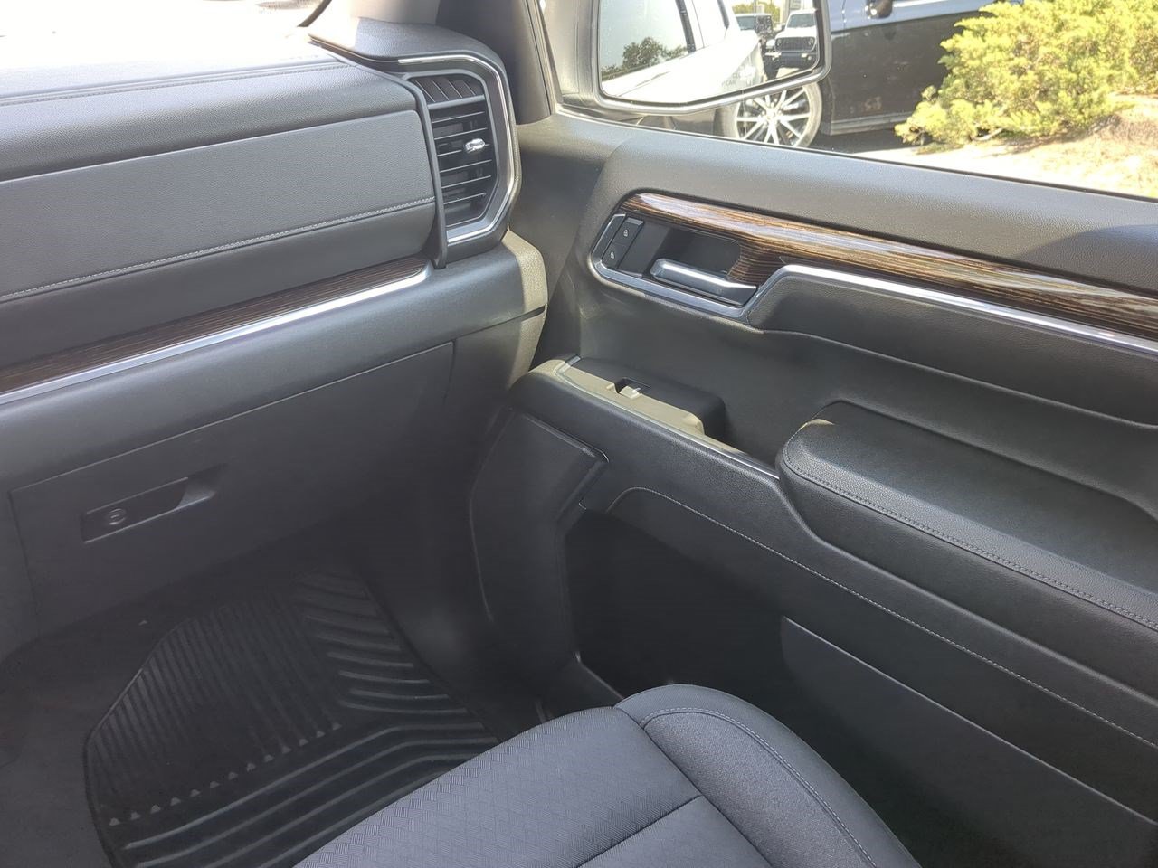 Used 2023 GMC Sierra 1500 SLE AWD/4WD image 20