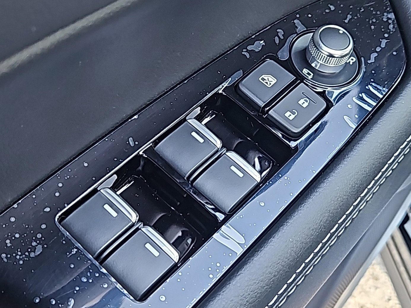 New 2025 MAZDA CX-5 AWD 2.5 S w/ Premium Plus Pkg image 18