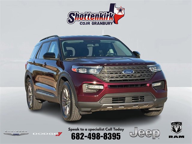 Used 2022 Ford Explorer XLT w/ Equipment Group 202A image 1