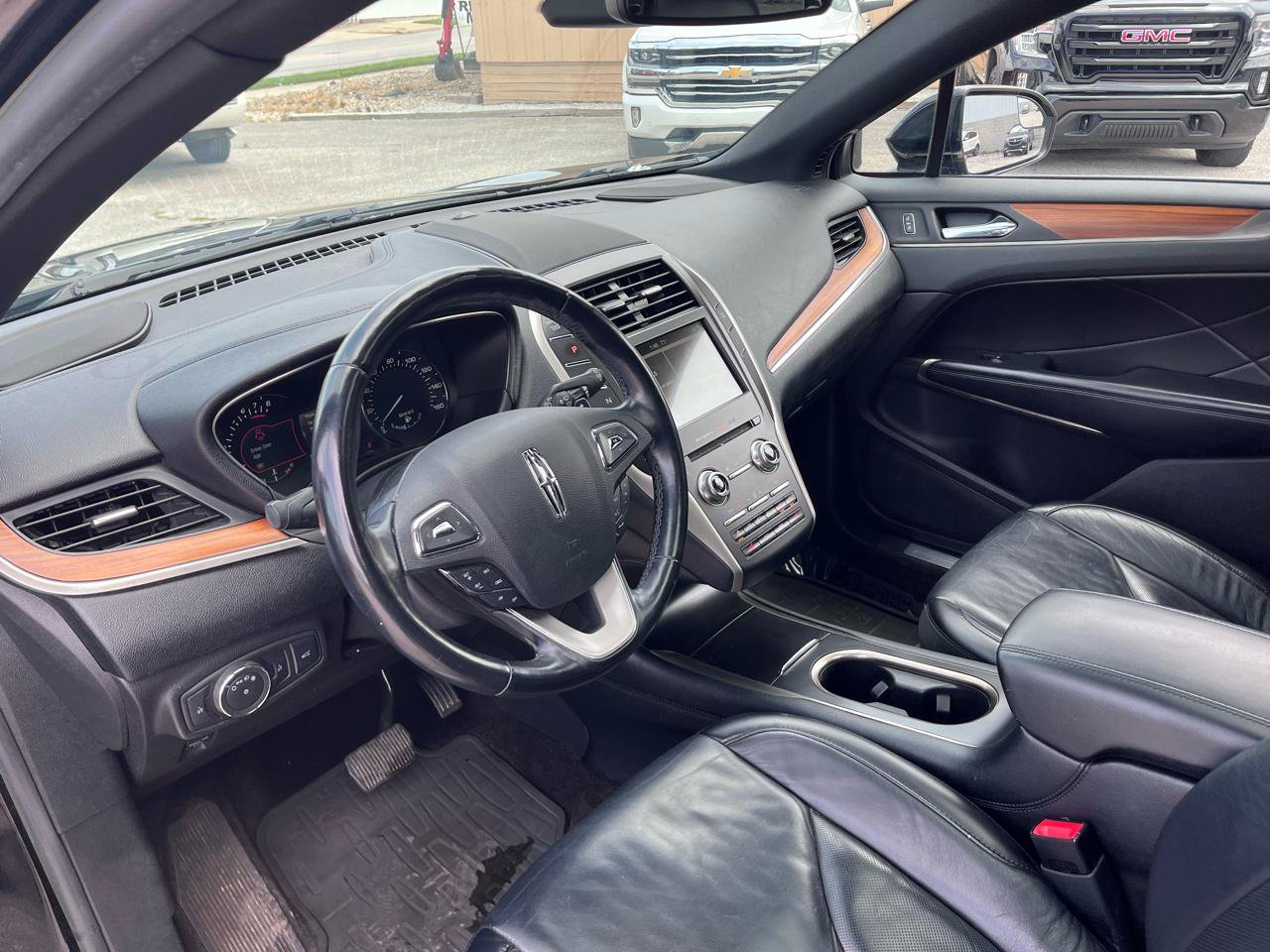 Used 2018 Lincoln MKC Select w/ Lincoln MKC Climate Package AWD/4WD image 23