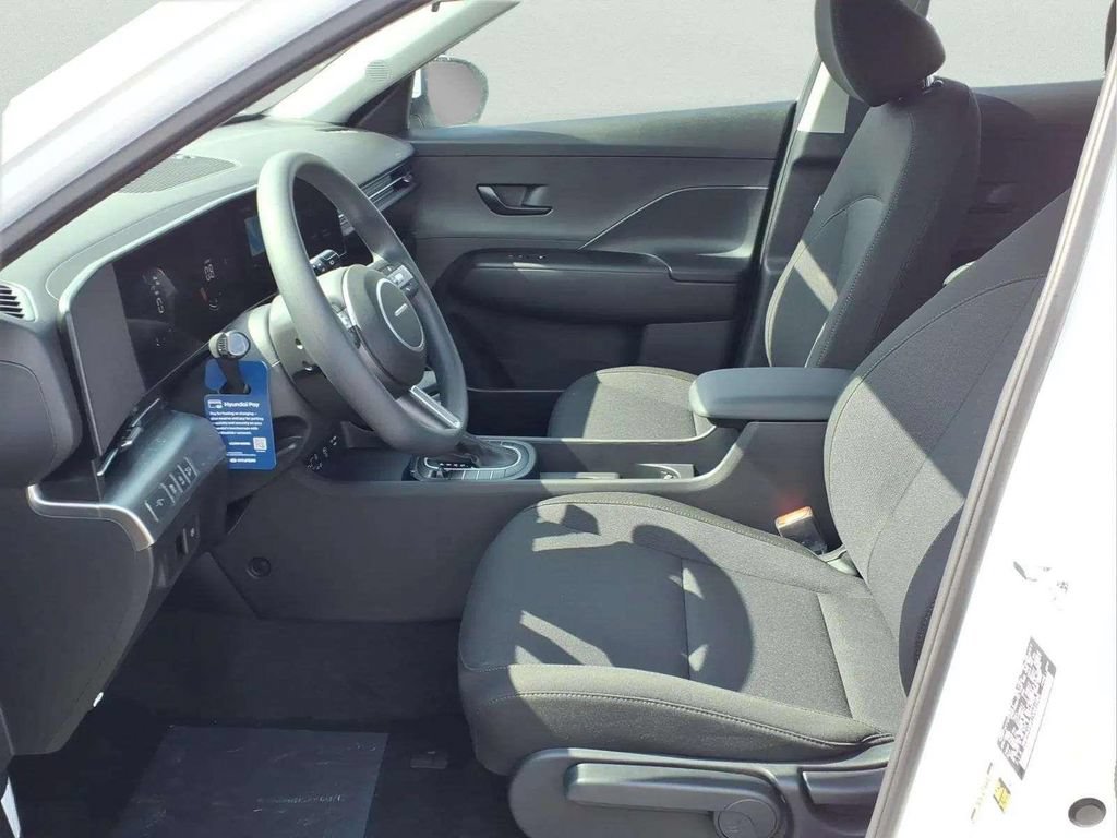 New 2026 Hyundai Kona SE FWD image 9