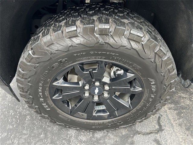 Certified 2021 Chevrolet Colorado Z71 w/ Z71 Midnight Edition image 17
