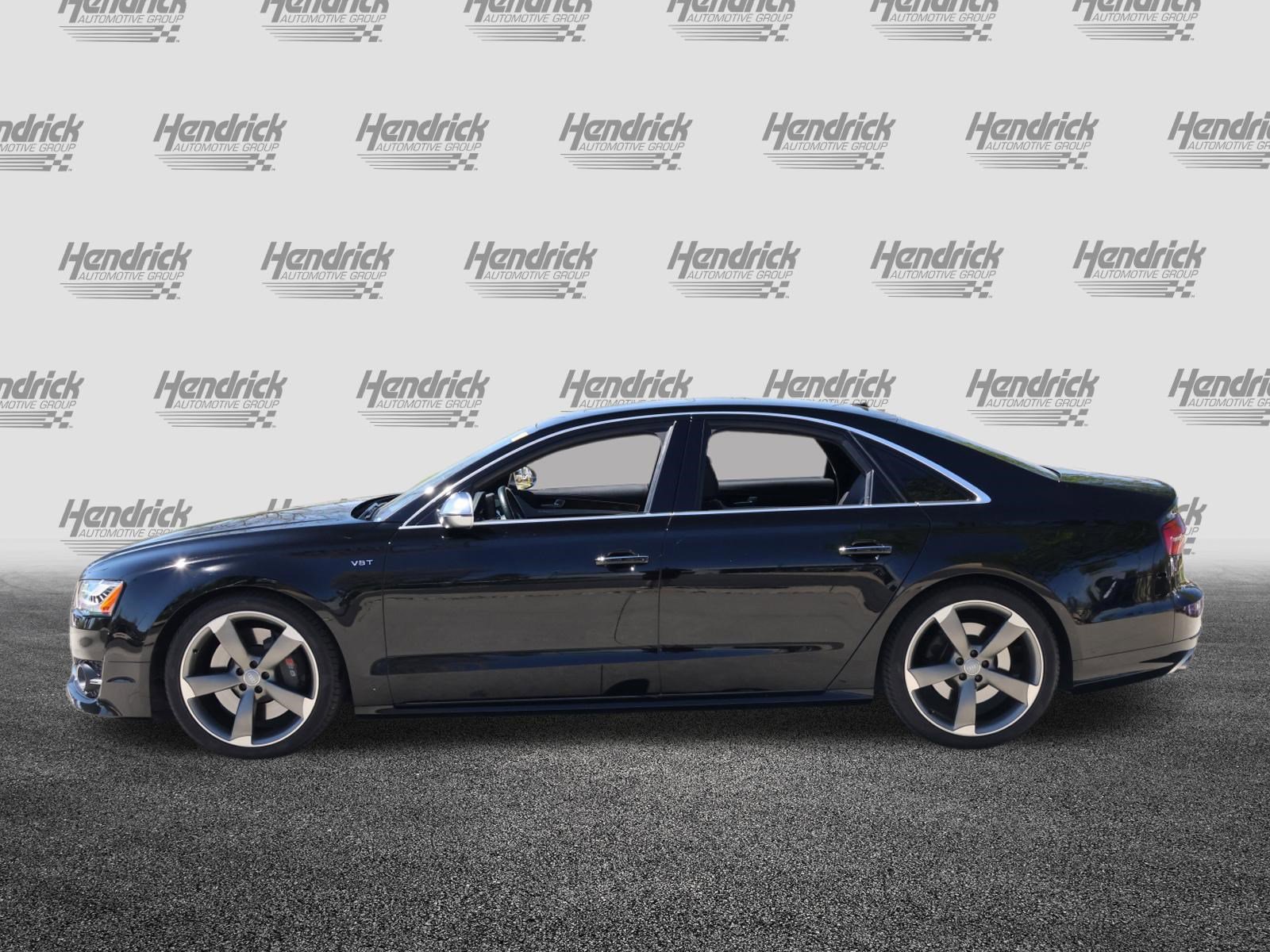 Used 2016 Audi S8 image 6
