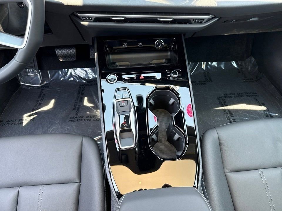 Used 2025 Audi A5 2.0T Premium w/ Convenience Package image 18