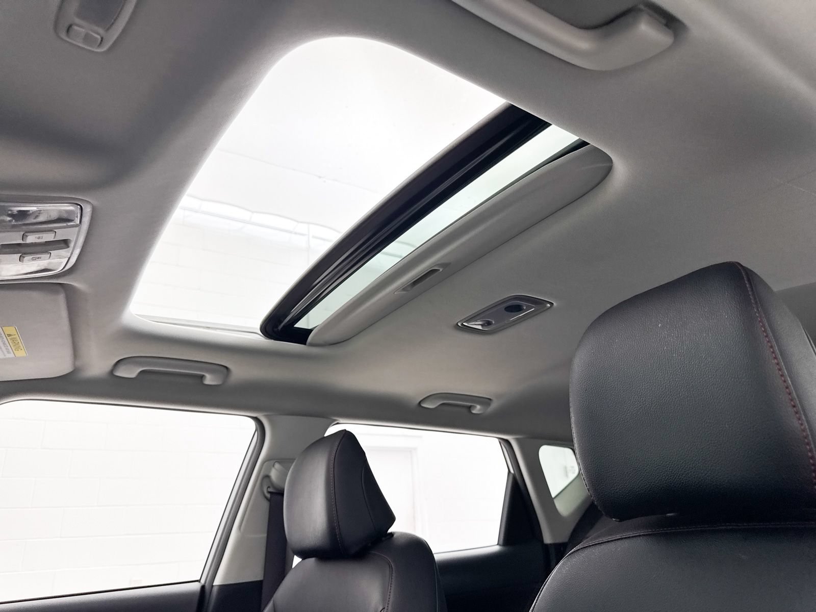 Certified 2023 Kia Soul GT-Line FWD image 3