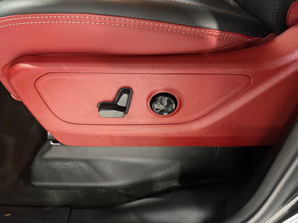 Used 2021 RAM 1500 Rebel w/ Level 1 Equipment Group AWD/4WD image 19