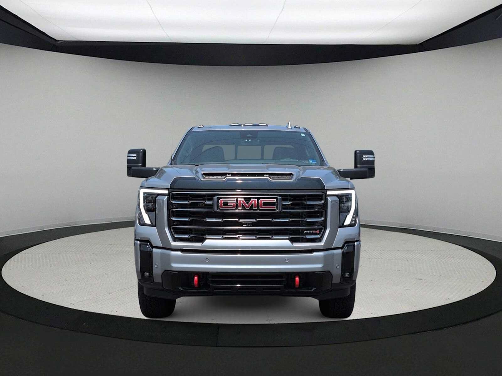 Used 2026 GMC Sierra 2500 AT4 w/ AT4 Premium Plus Package AWD/4WD image 3