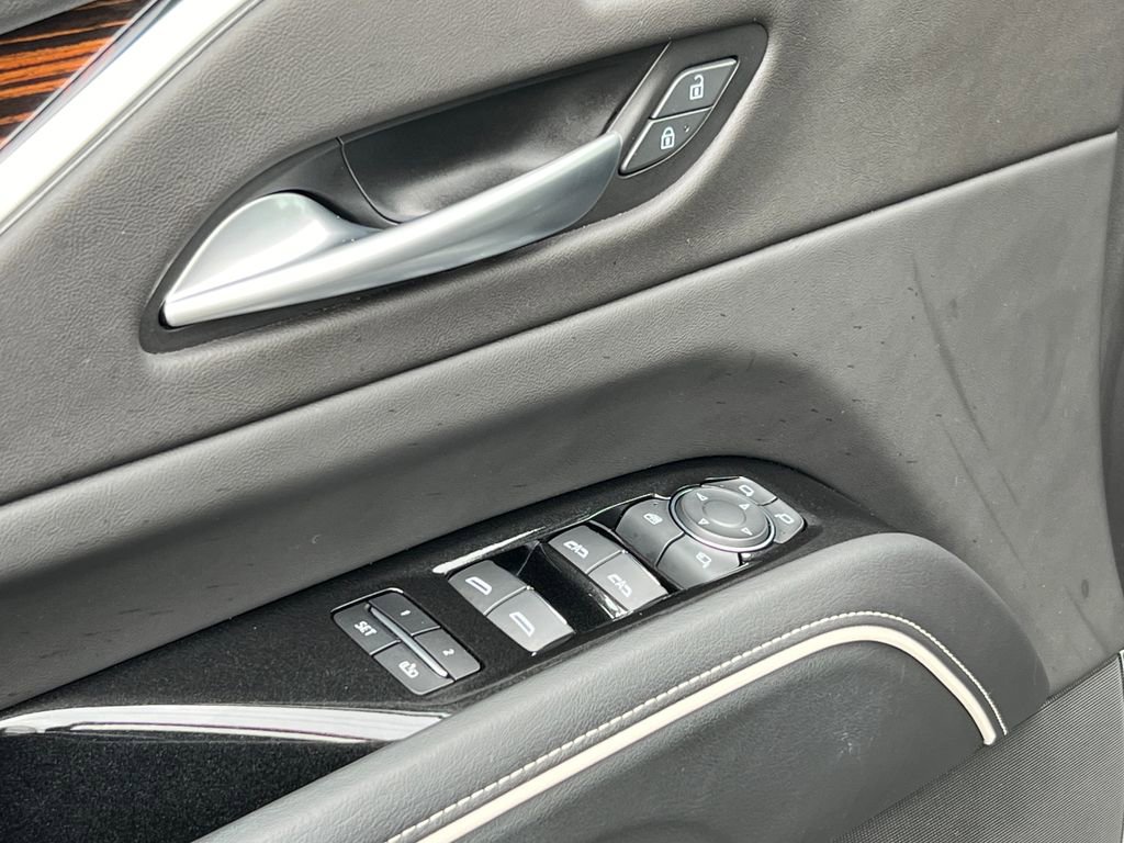 Certified 2023 Cadillac Escalade Premium Luxury image 6