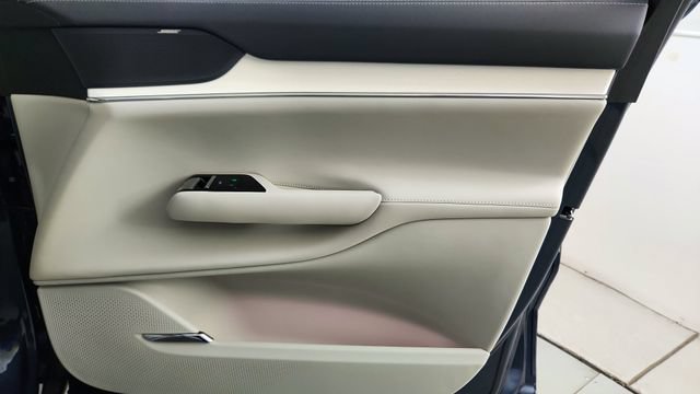 New 2026 Volvo EX90 Plus AWD/4WD image 39