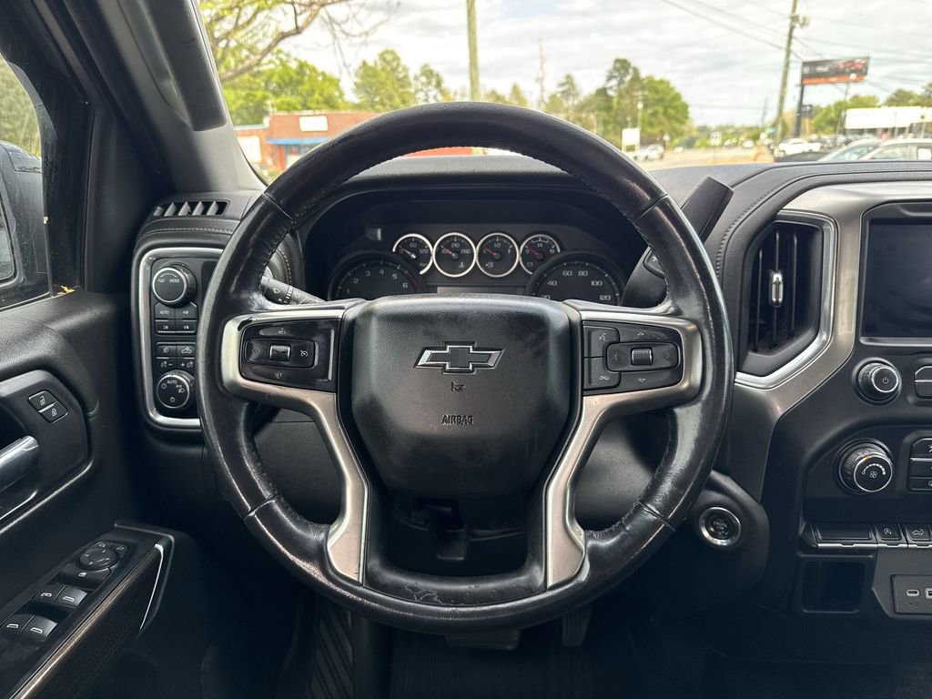 Used 2020 Chevrolet Silverado 1500 LT Trail Boss AWD/4WD image 13