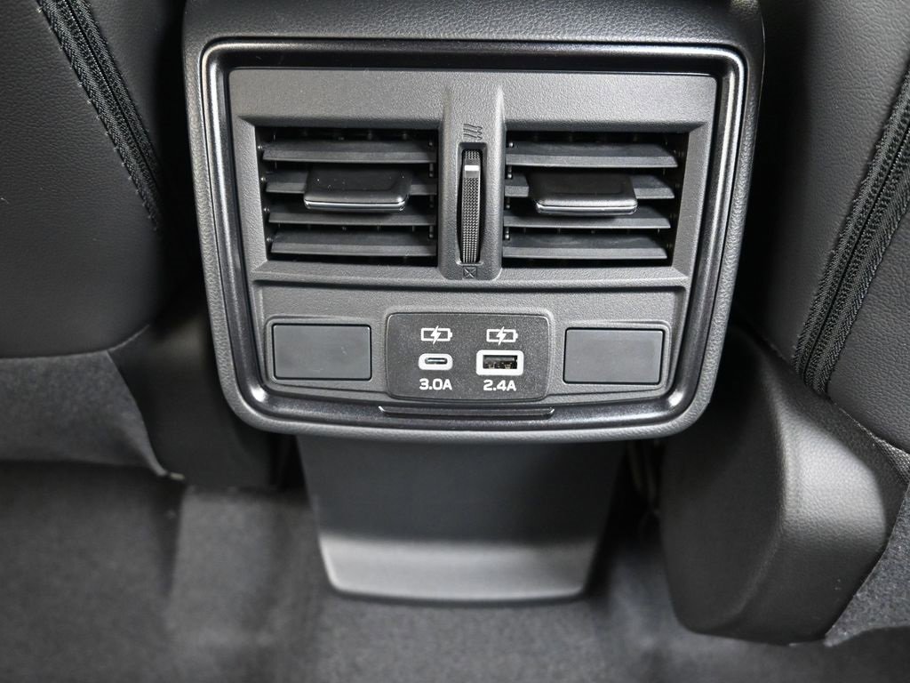New 2025 Subaru Forester Limited image 17