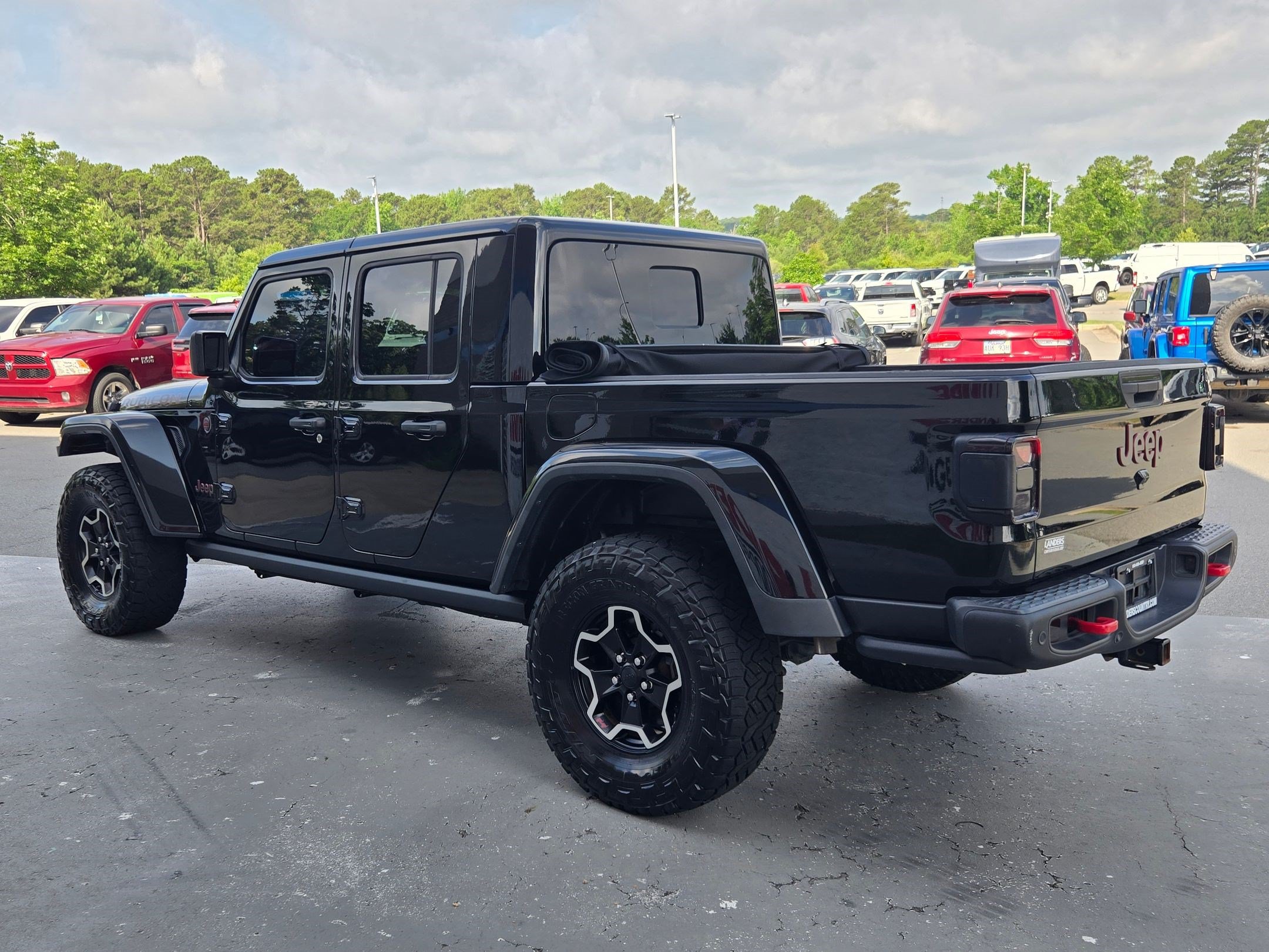 Used 2020 Jeep Gladiator Rubicon AWD/4WD image 5