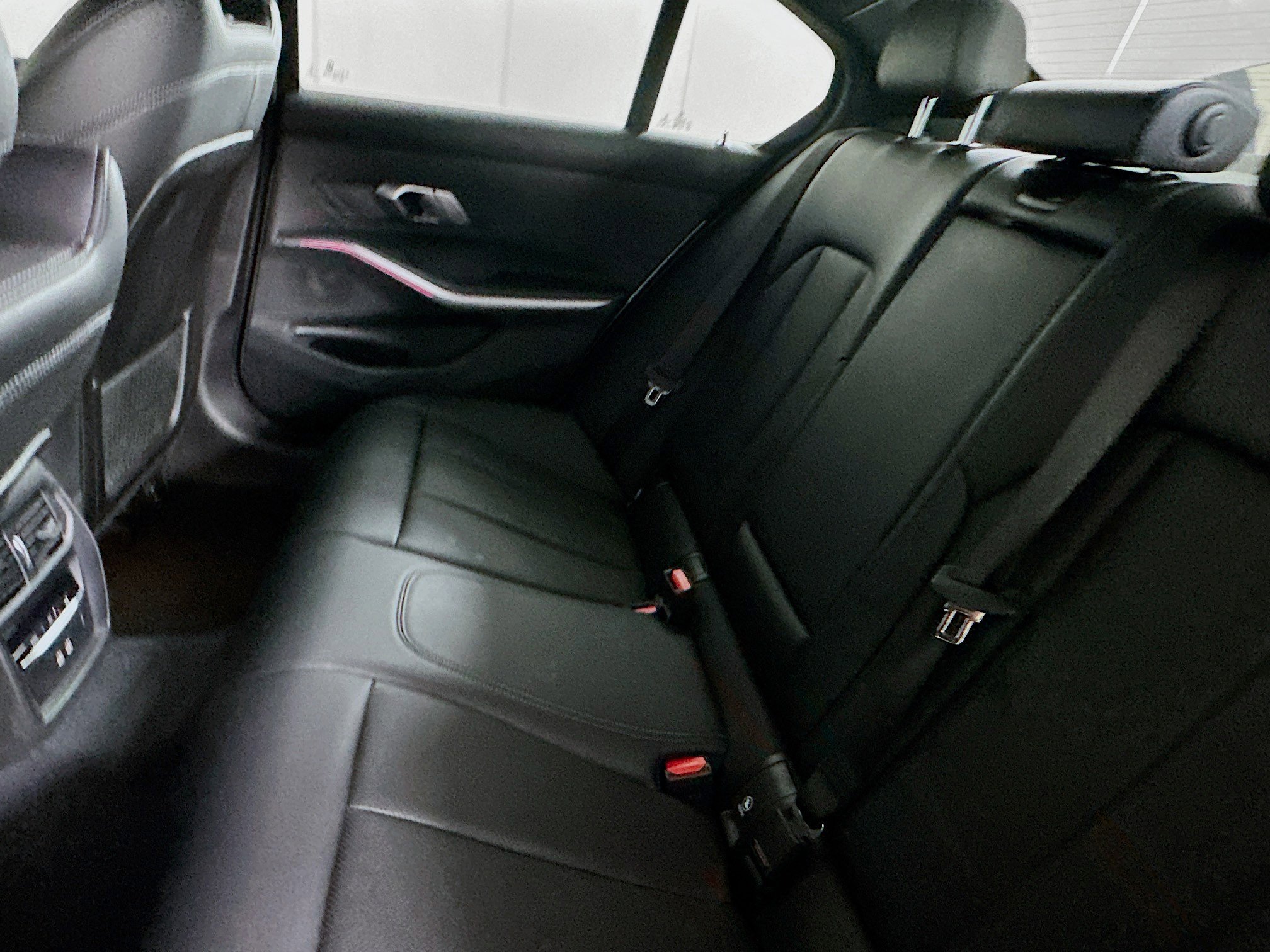Used 2023 BMW 330e w/ Parking Assistance Package image 28
