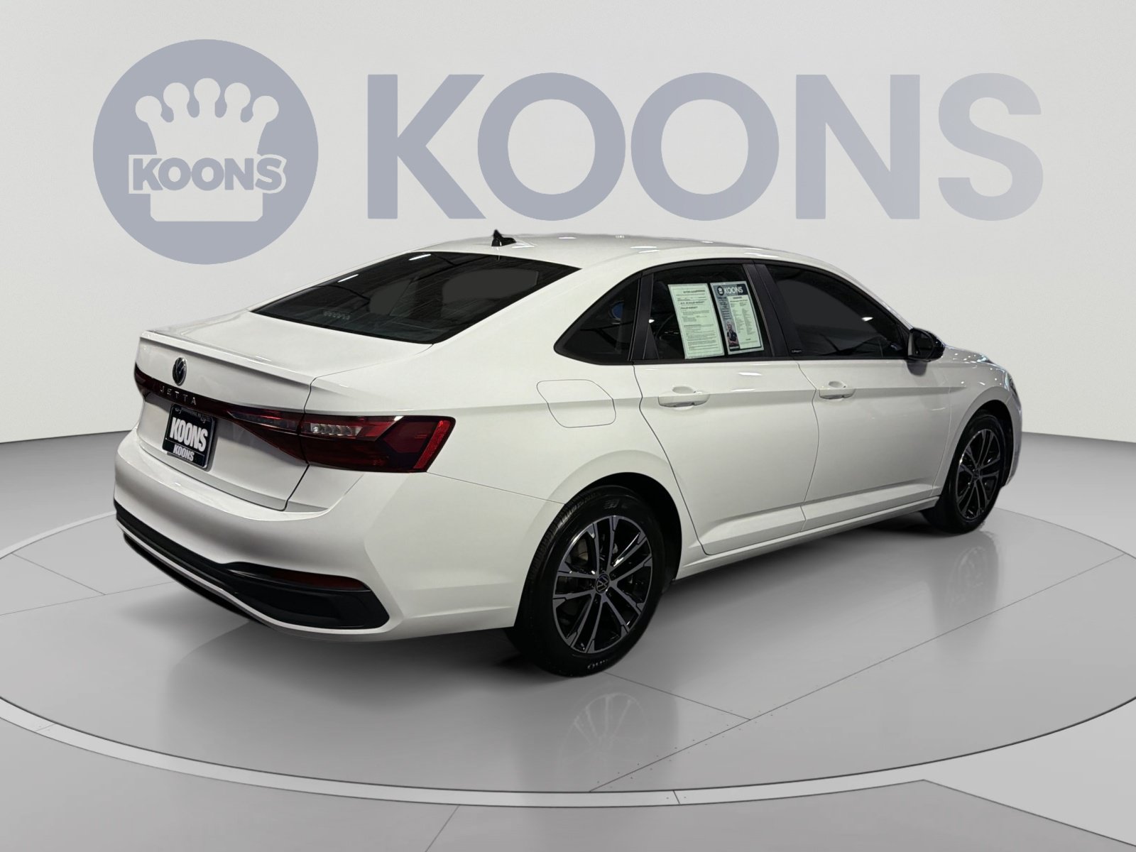 Used 2025 Volkswagen Jetta Sport FWD image 7