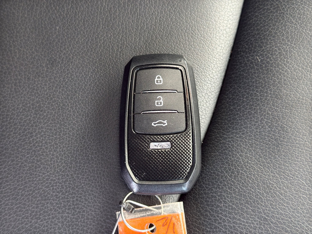 Used 2025 Honda Odyssey Sport-L image 43