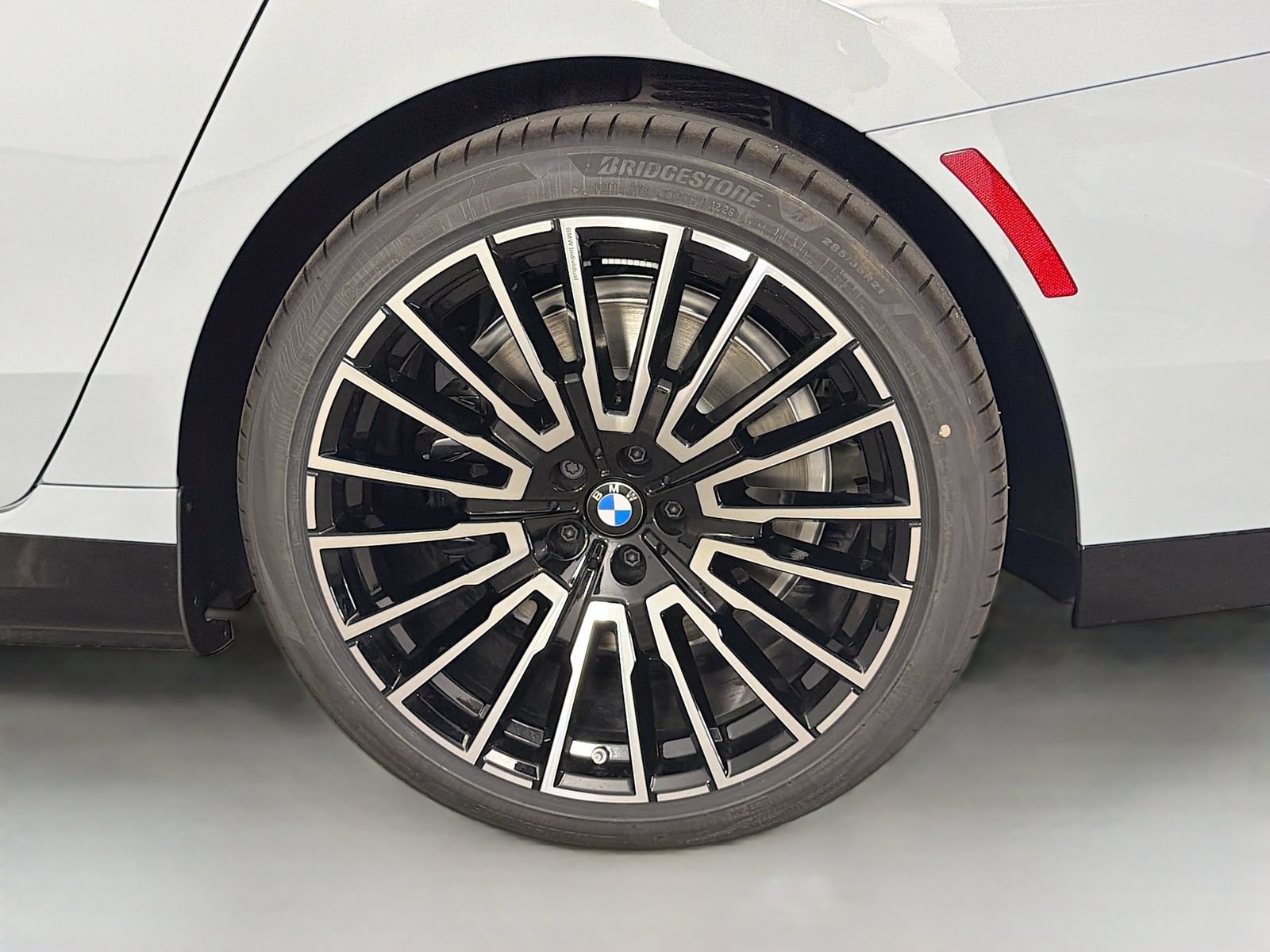New 2026 BMW i7 eDrive50 w/ M Sport Package RWD image 33