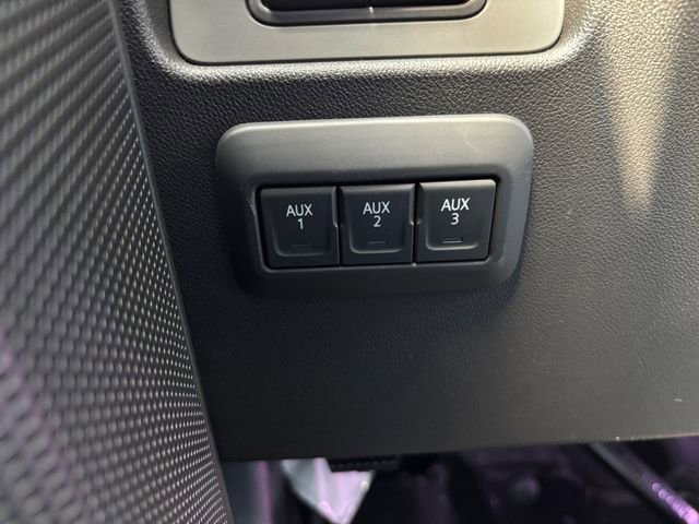 New 2025 Chevrolet Colorado ZR2 w/ Off-Road Front Bumper Package image 20