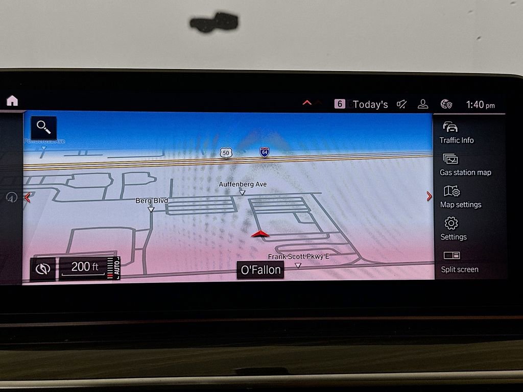 Used 2021 BMW 530i xDrive w/ Premium Package image 13