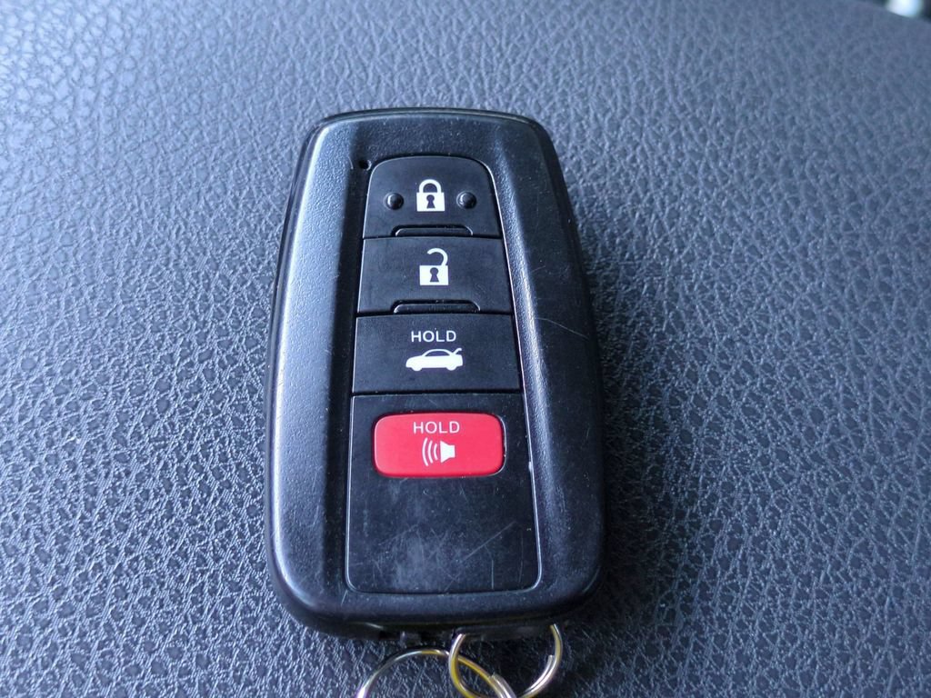 Used 2022 Toyota Camry TRD FWD image 31