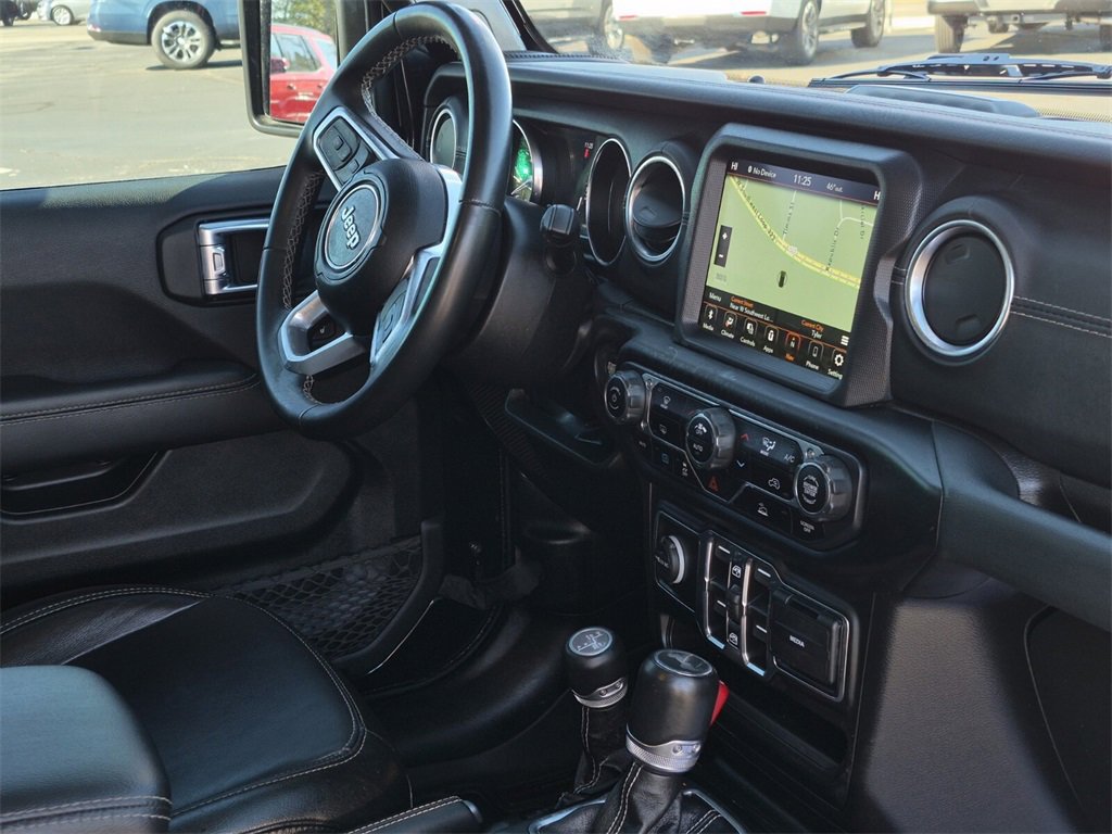 Used 2022 Jeep Wrangler Unlimited Sahara image 12