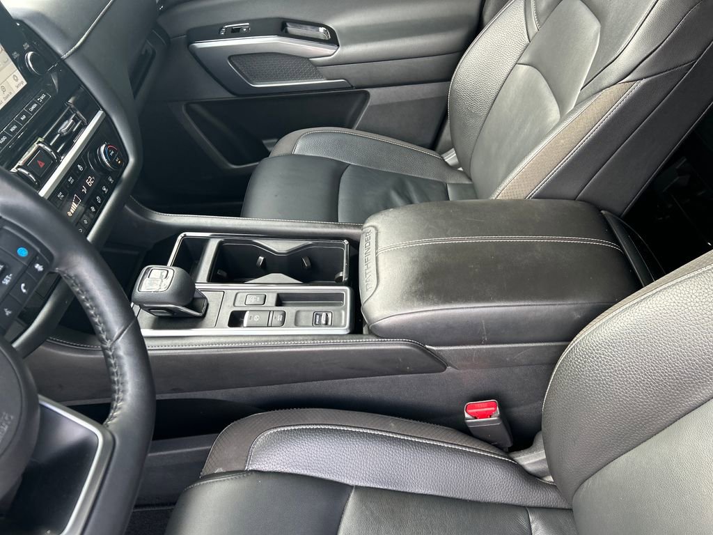 Used 2022 Nissan Pathfinder SL w/ SL Premium Package FWD image 29