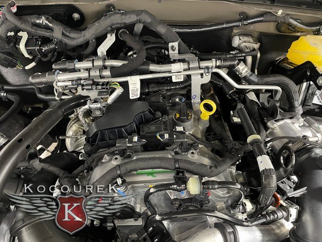 New 2025 Ford Bronco Outer Banks w/ Sasquatch Package image 23