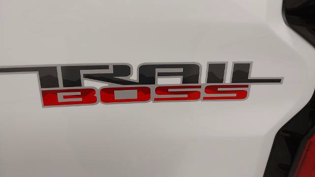 New 2026 Chevrolet Colorado Trail Boss AWD/4WD image 34