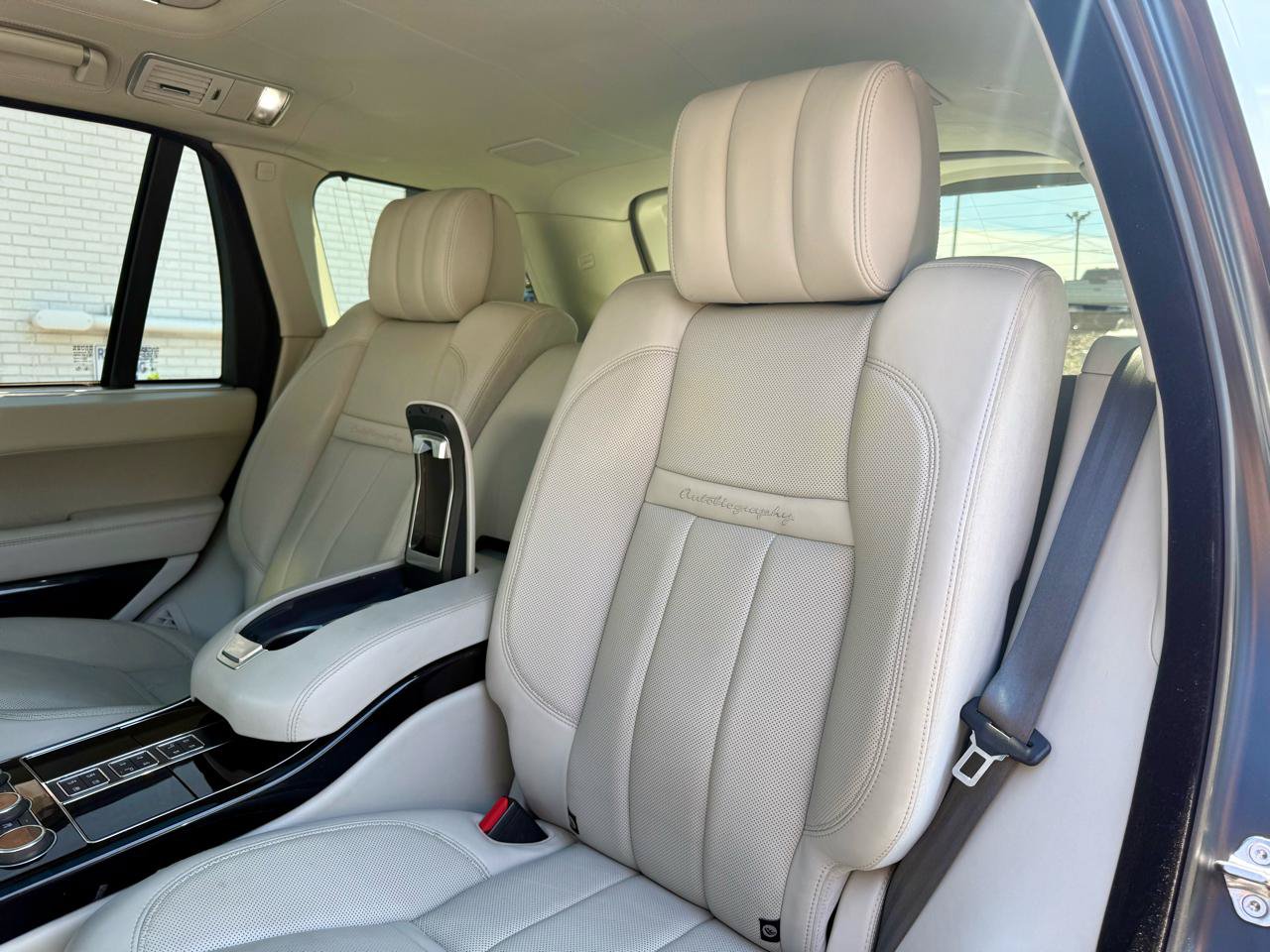 Used 2017 Land Rover Range Rover LWB SV Autobiography AWD/4WD image 26