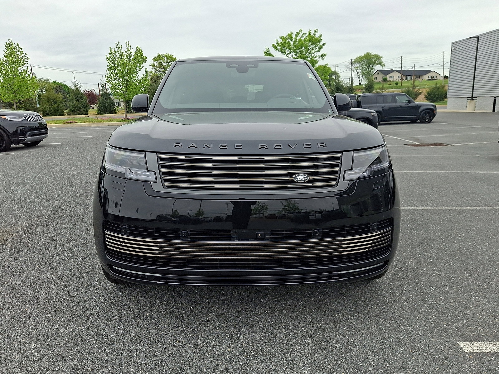 New 2026 Land Rover Range Rover SV AWD/4WD image 6