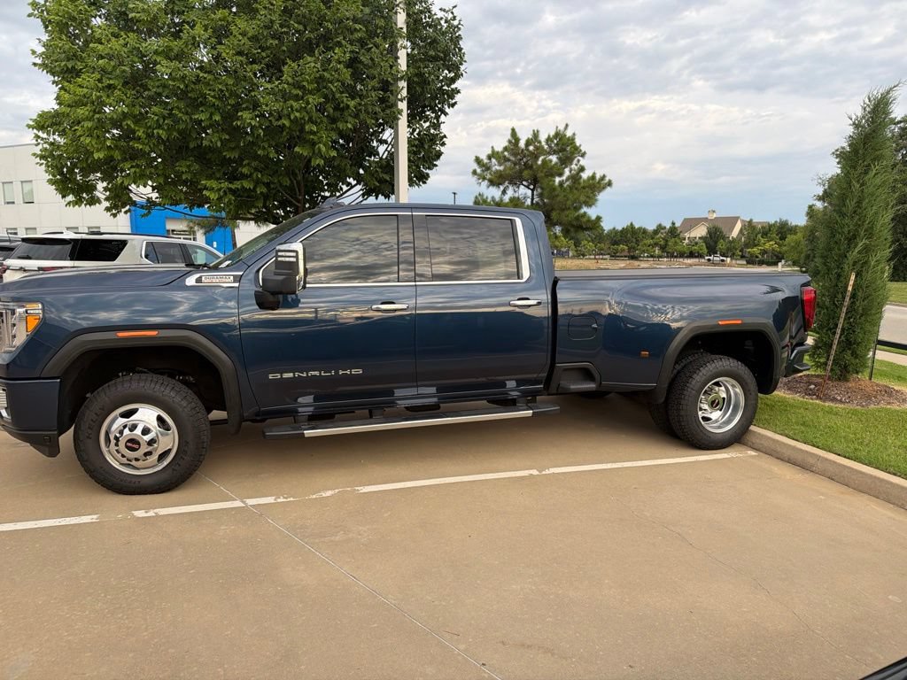 Used 2022 GMC Sierra 3500 Denali AWD/4WD image 6
