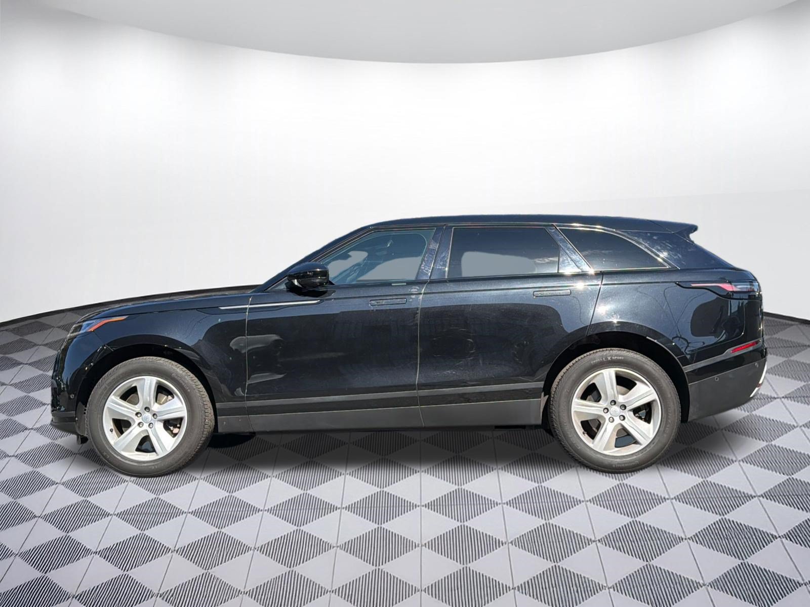 Certified 2026 Land Rover Range Rover Velar S AWD/4WD image 2
