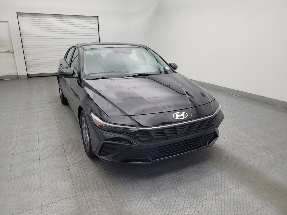 Used 2024 Hyundai Elantra SEL FWD image 14