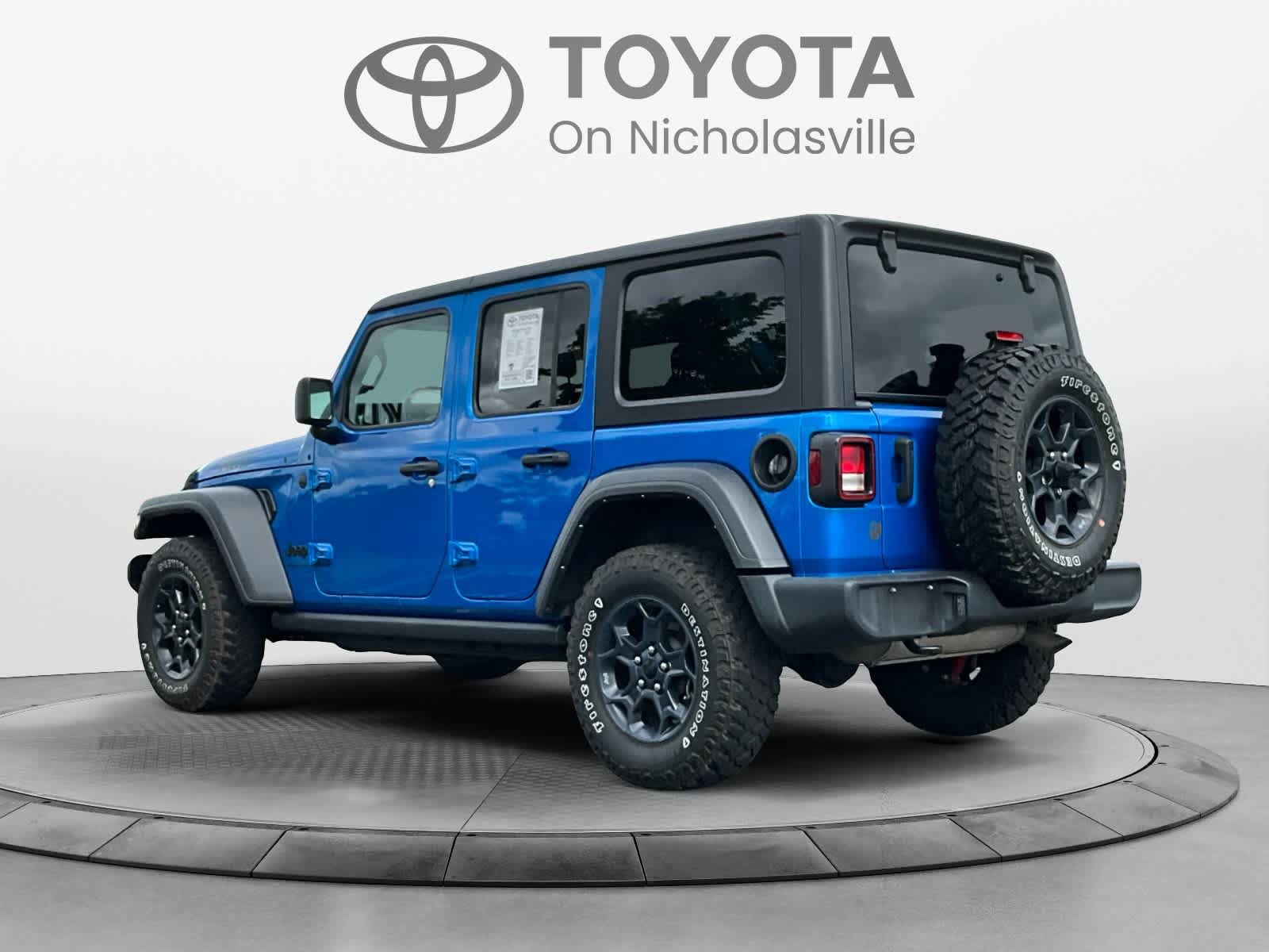 Used 2023 Jeep Wrangler Unlimited Sport AWD/4WD image 3