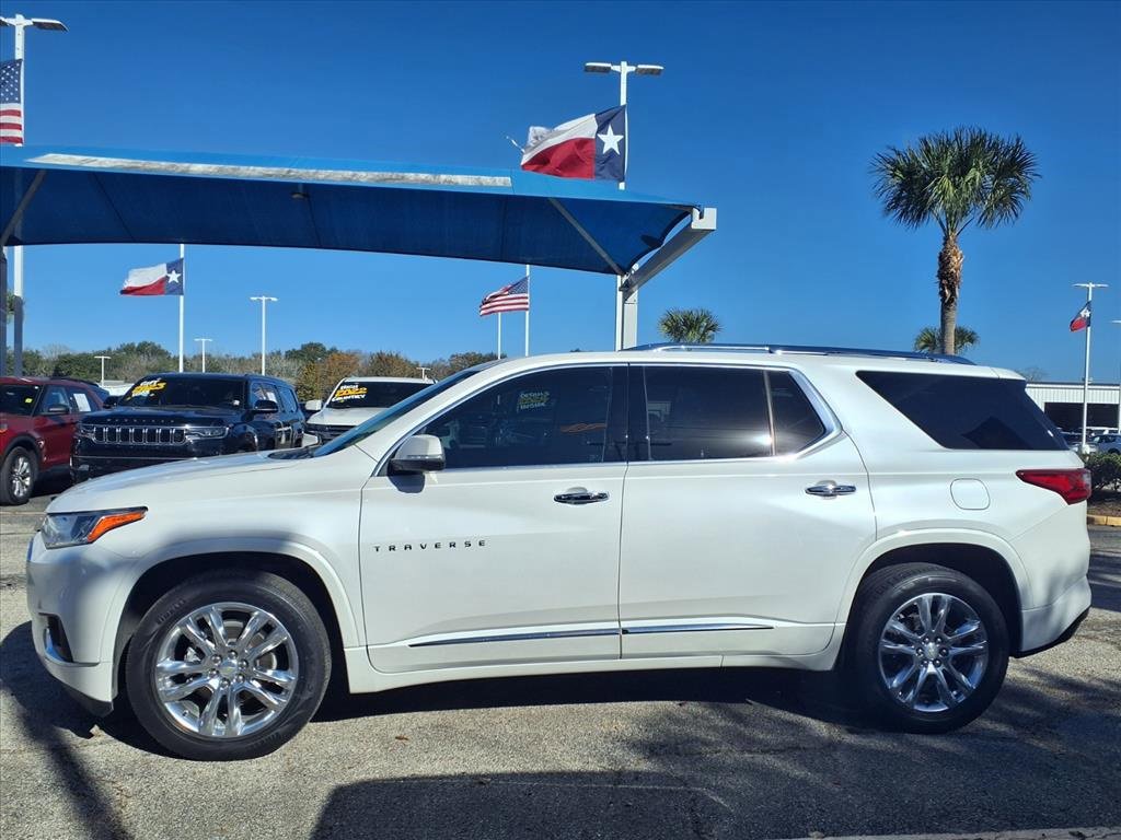 Used 2021 Chevrolet Traverse High Country image 24