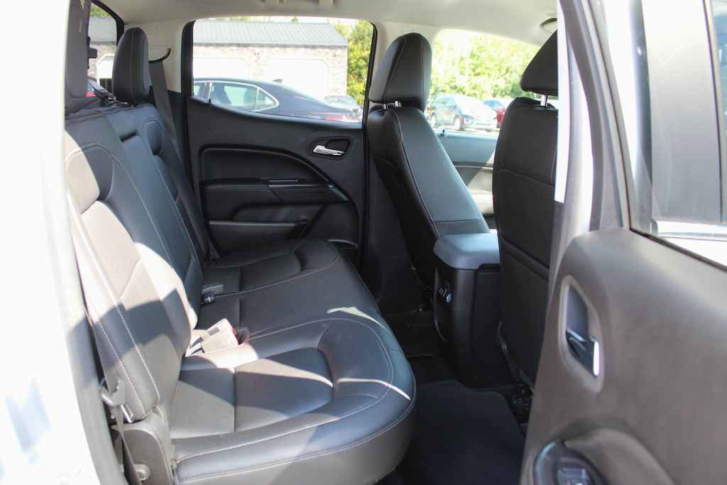 Used 2016 GMC Canyon SLT image 31