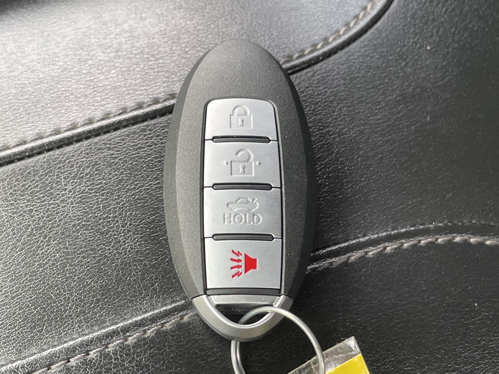 Used 2019 Nissan Rogue SV FWD image 29