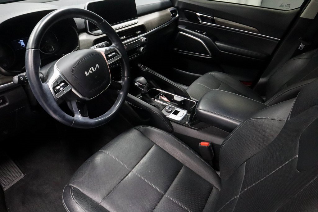 Used 2022 Kia Telluride EX w/ EX Premium Package image 28