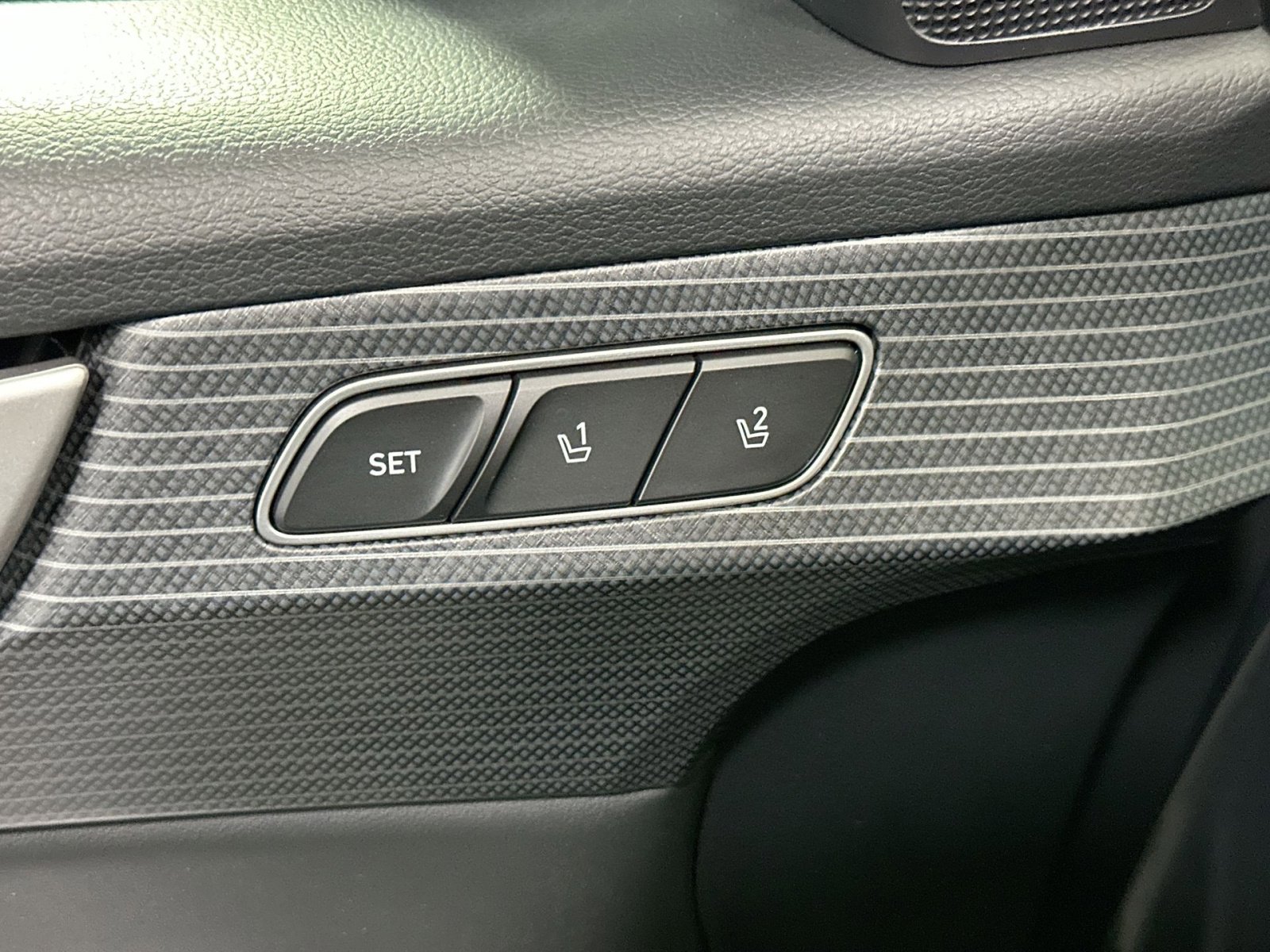 Used 2023 Hyundai Palisade Limited image 17