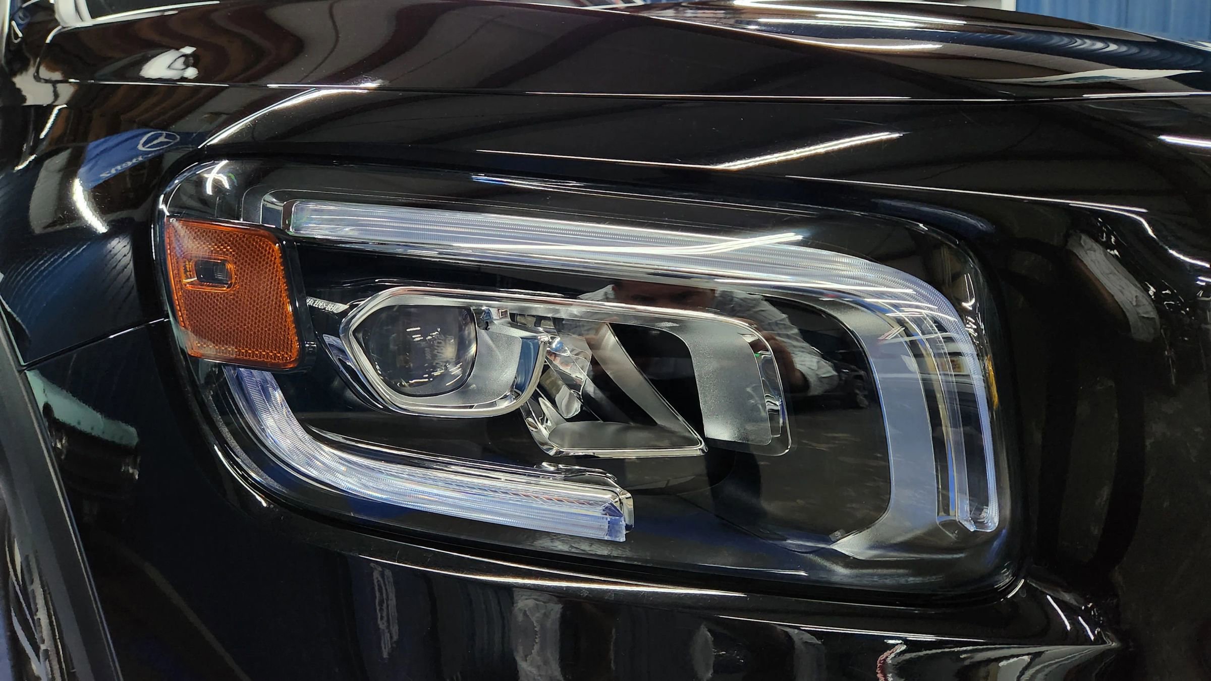 Used 2020 Mercedes-Benz GLB 250 4MATIC w/ Premium Package image 49