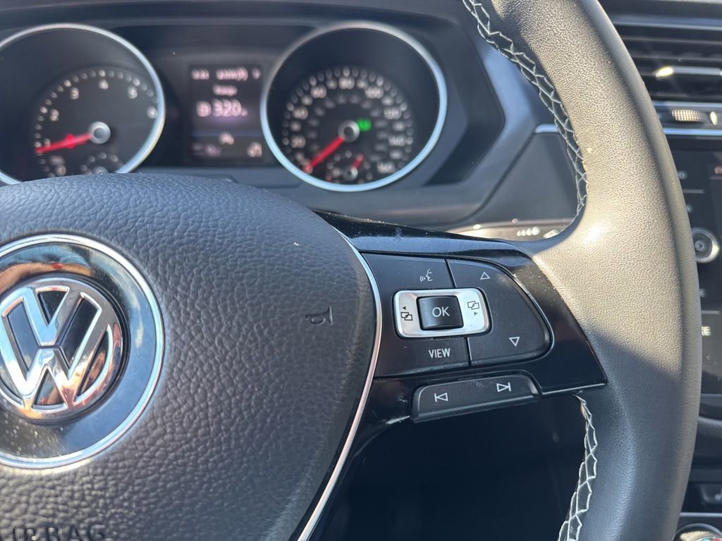Used 2021 Volkswagen Tiguan SE image 25