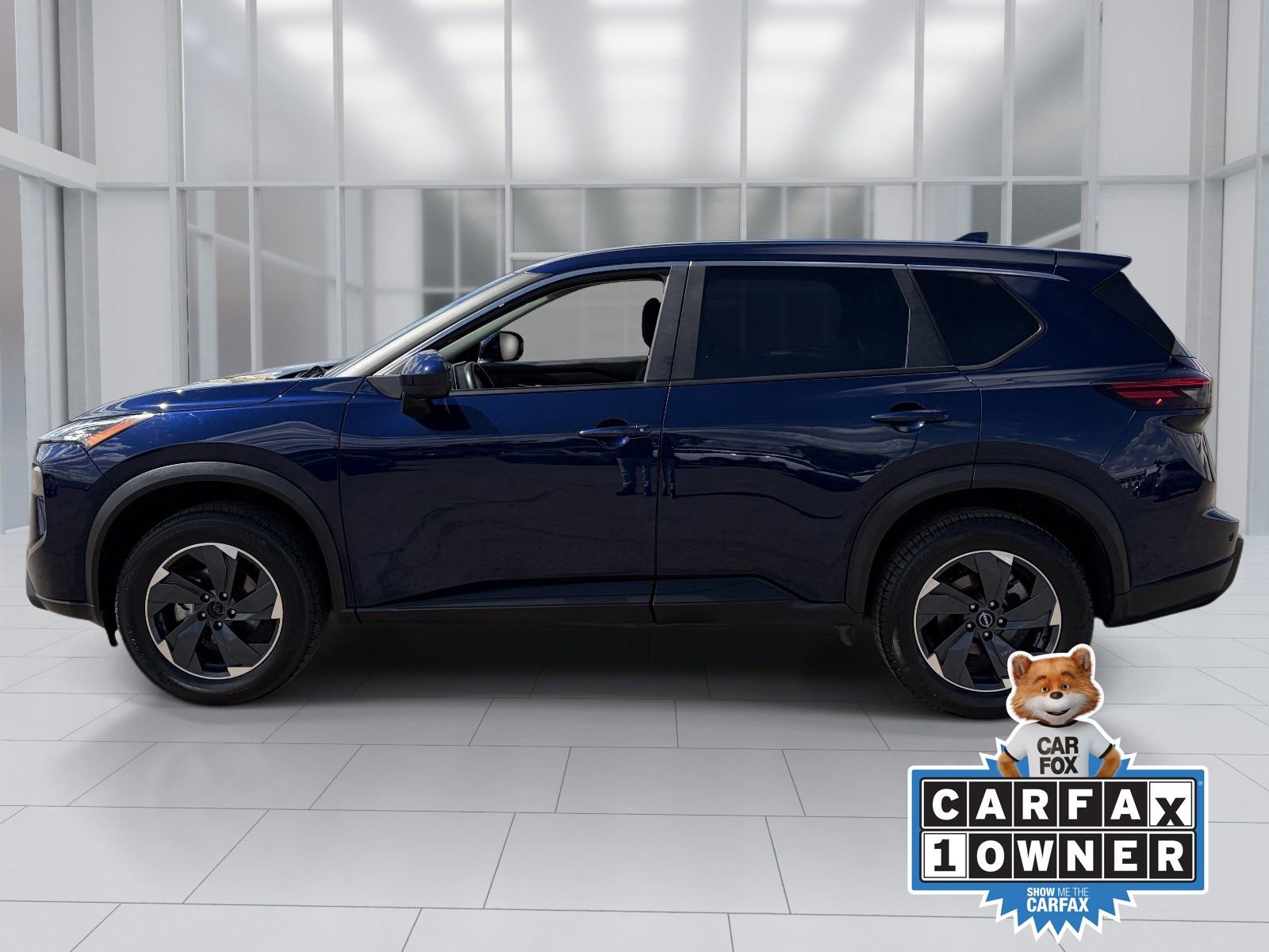 Certified 2024 Nissan Rogue SV image 3
