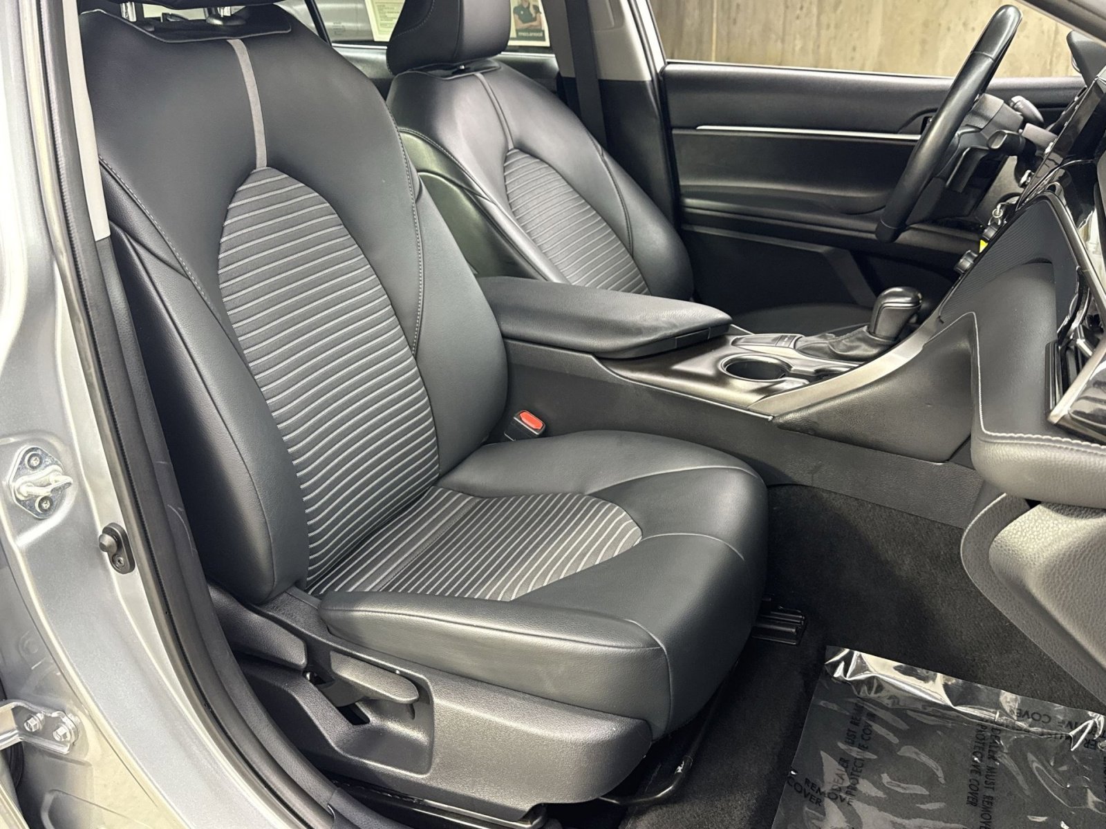 Used 2023 Toyota Camry SE FWD image 39