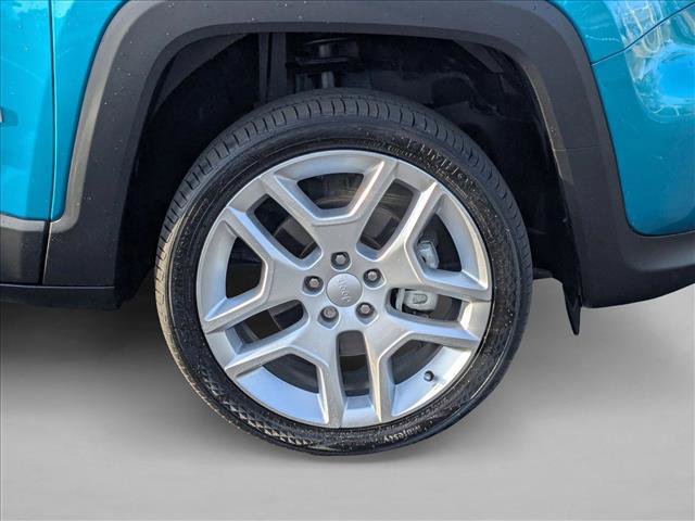 Used 2021 Jeep Renegade Latitude image 21