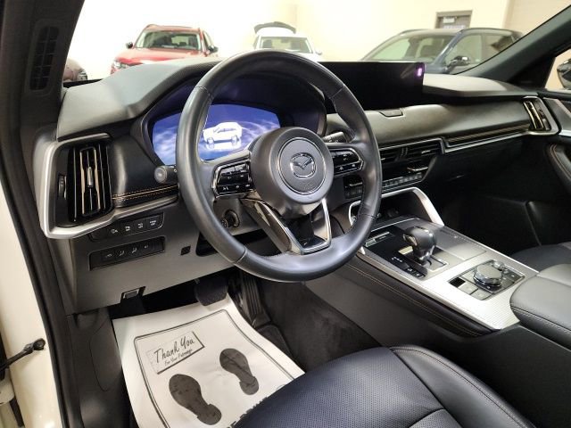 Certified 2025 MAZDA CX-70 3.3 Turbo S w/ Premium Package image 12