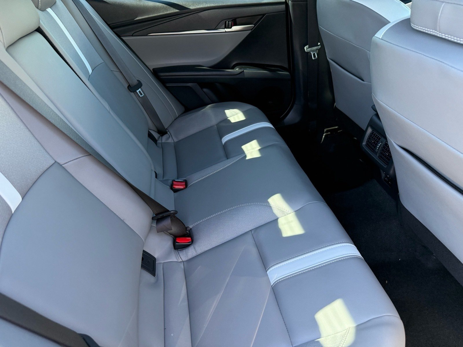 Used 2026 Toyota Camry SE w/ Multimedia Upgrade Package FWD image 28