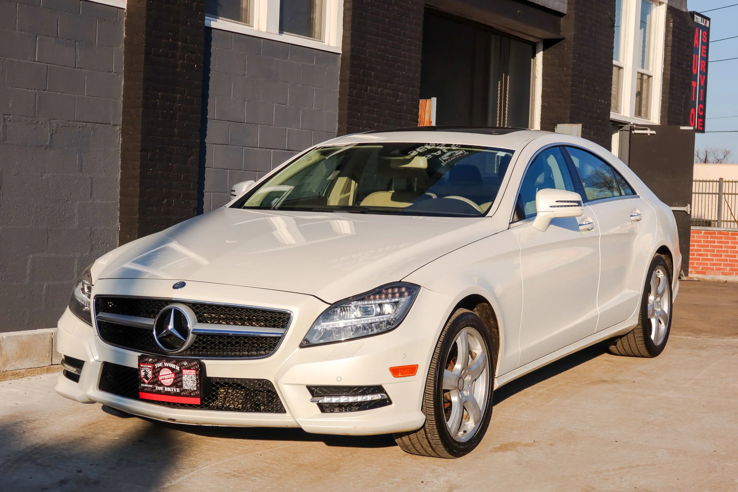 Used 2014 Mercedes-Benz CLS 550 4MATIC image 3