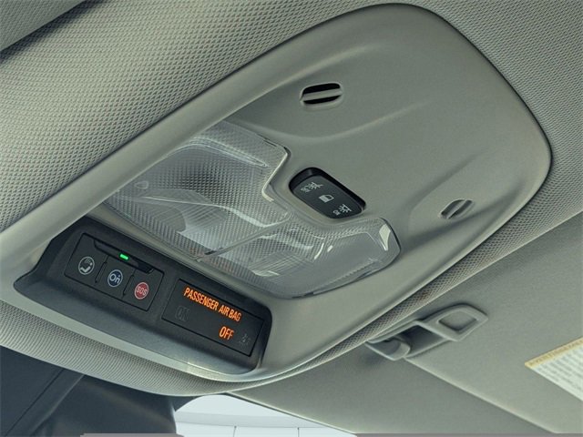 Used 2025 Chevrolet TrailBlazer LT image 30